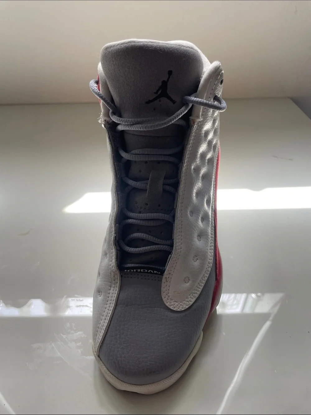 Jordan Kids Gray, White & Red Retro Sneakers 2014 sz 6 Y
